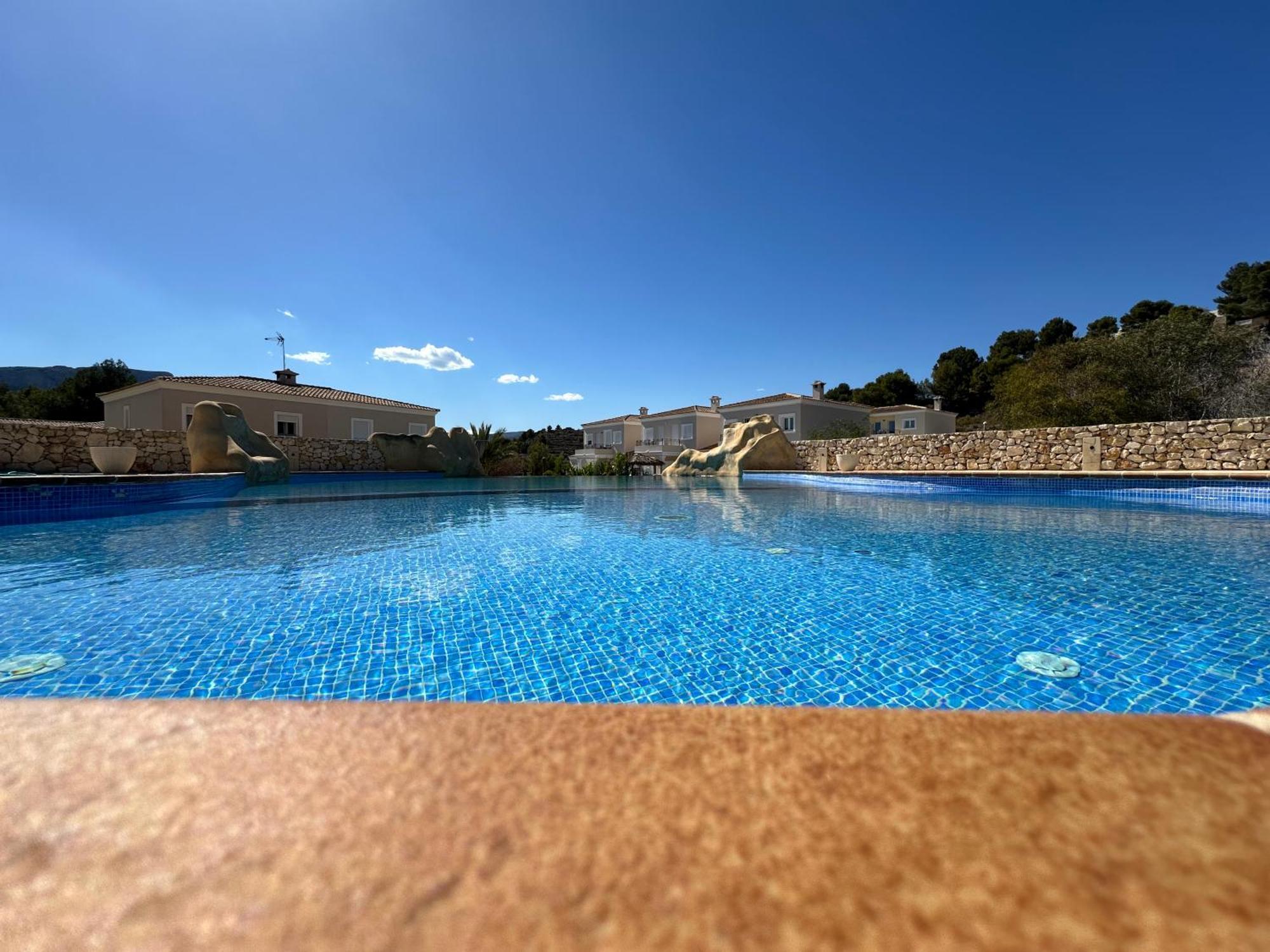 فيلا Cala-Azul Y Jacuzzi كاليبي المظهر الخارجي الصورة